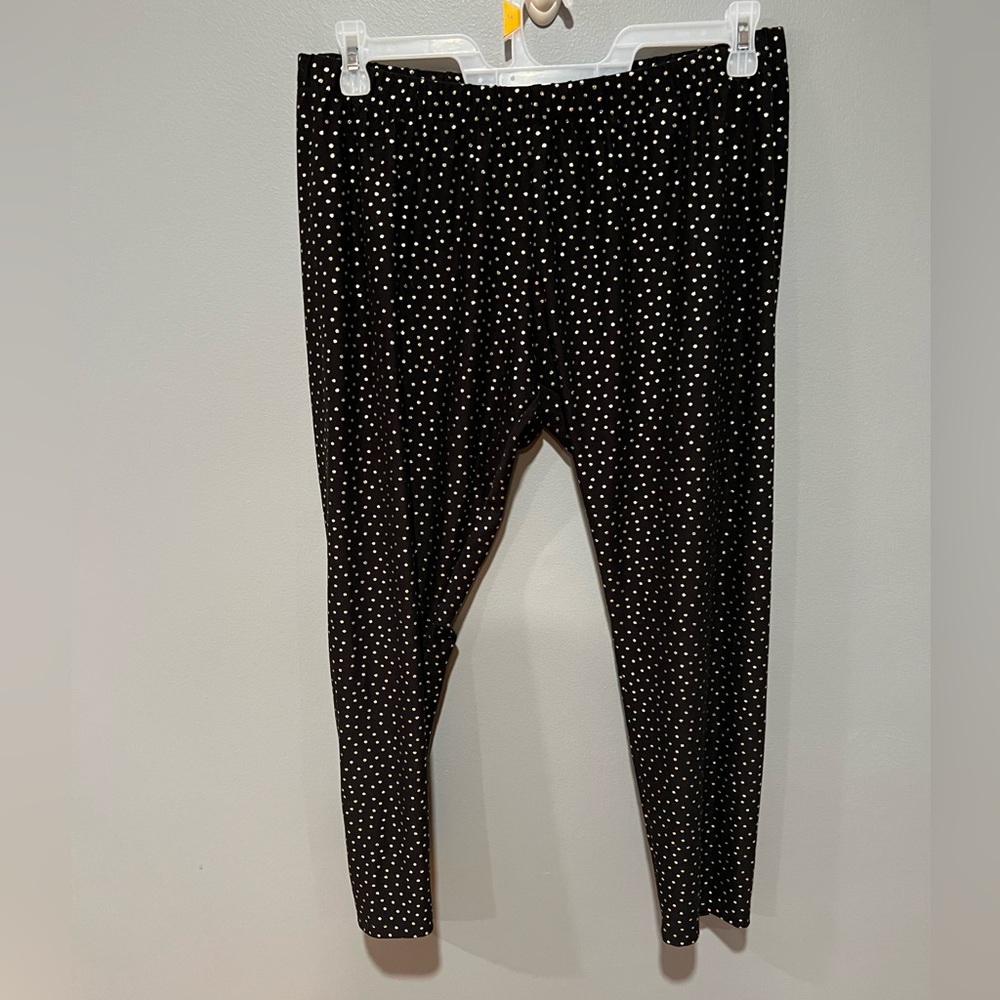 Apt 9 size XL leggings - black with gold polka dots